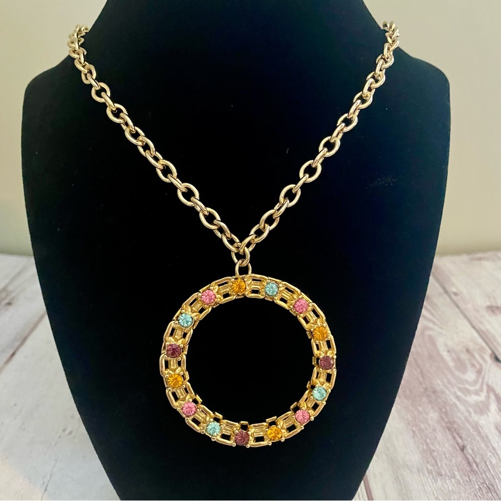 Sarah Coventry "Piccadilly Circle" Necklace (1974)